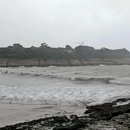 Pontaillac Metairie アパート